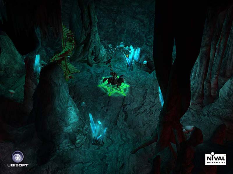 Рыцарь в пещере с кристаллами...